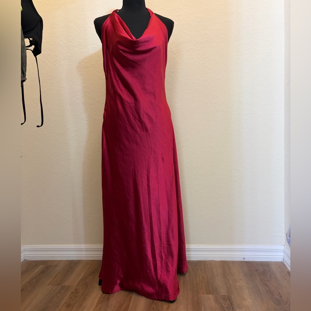 Elegant Pink Maxi Dress